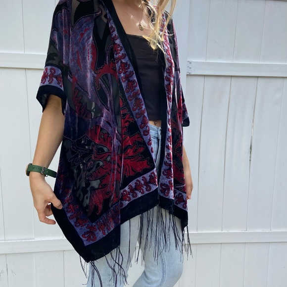 One of a kind velvet kimono from Australia ‼️💜 - Picture 12 of 15